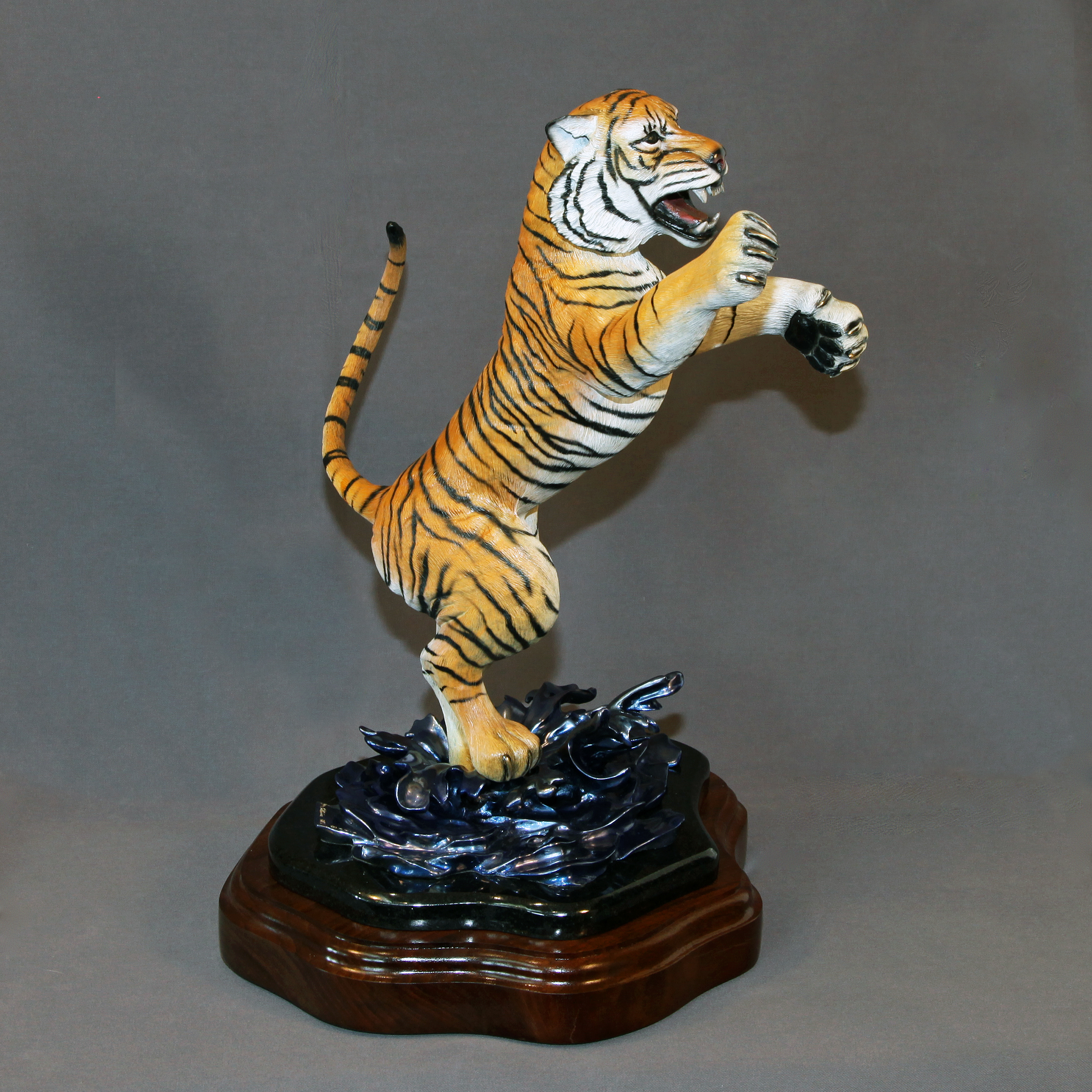 tiger statue for garden